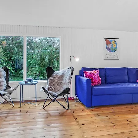 Сasa de vacaciones Preciosa Casa En Con Wifi Kalundborg
